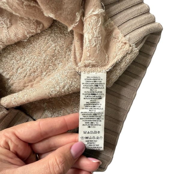 Free People Off The Shoulder Botanical Sweater Size Small - Picture 7 of 7